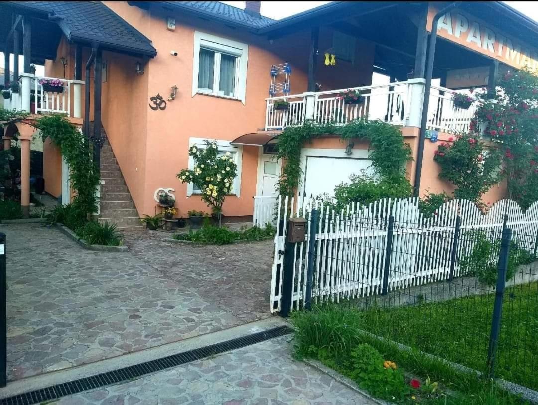 Apartmani Gs ***** Zavidovici Exterior photo